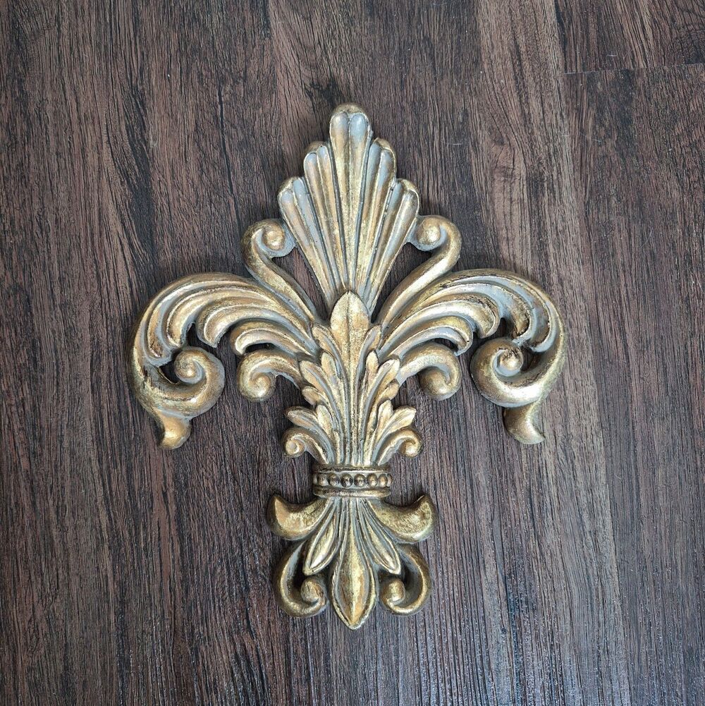 Vtg Fleur de Lis Wall Plaque Tuscan Medieval French Country Gold Gilt Heavy